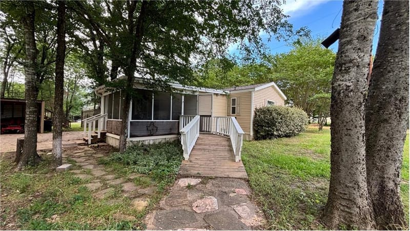 106 Tejas, Quitman TX 75783