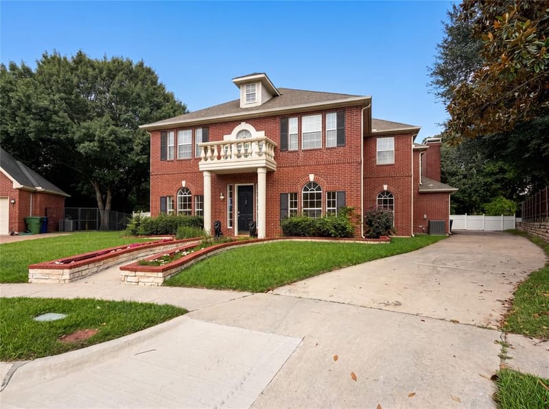 2533 Vista Creek Court, Garland TX 75044