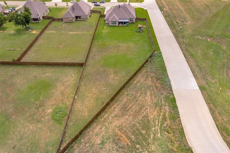 12701 Whispering Wind Drive, Godley TX 76044 - Photo 36