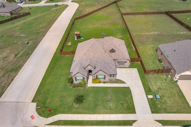 12701 Whispering Wind Drive, Godley TX 76044 - Photo 35