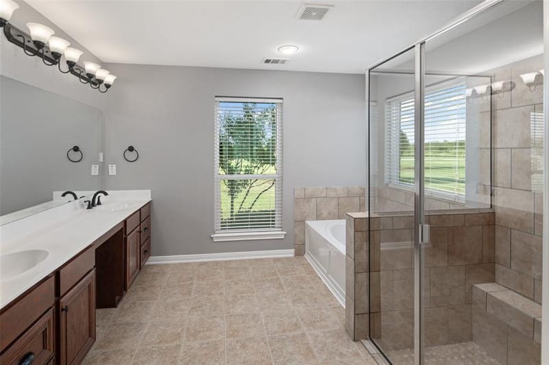 1019 Vaughan Lane, Tioga TX 76271 - Photo 20