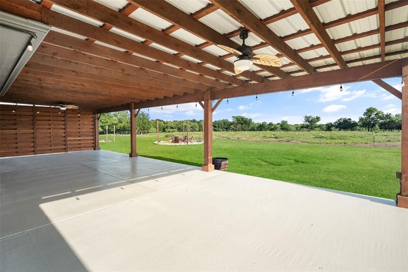 1019 Vaughan Lane, Tioga TX 76271 - Photo 33