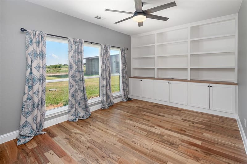 1019 Vaughan Lane, Tioga TX 76271 - Photo 14