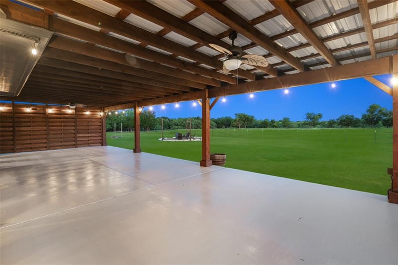 1019 Vaughan Lane, Tioga TX 76271 - Photo 35