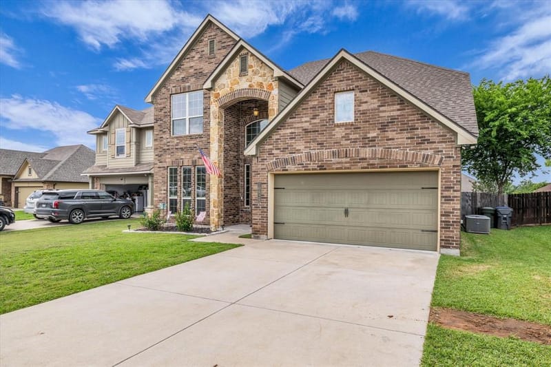 10828 Aurora Drive, Waco TX 76708 - Photo 4
