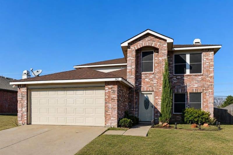 943 Carthage Way, Arlington TX 76017 - Photo 2