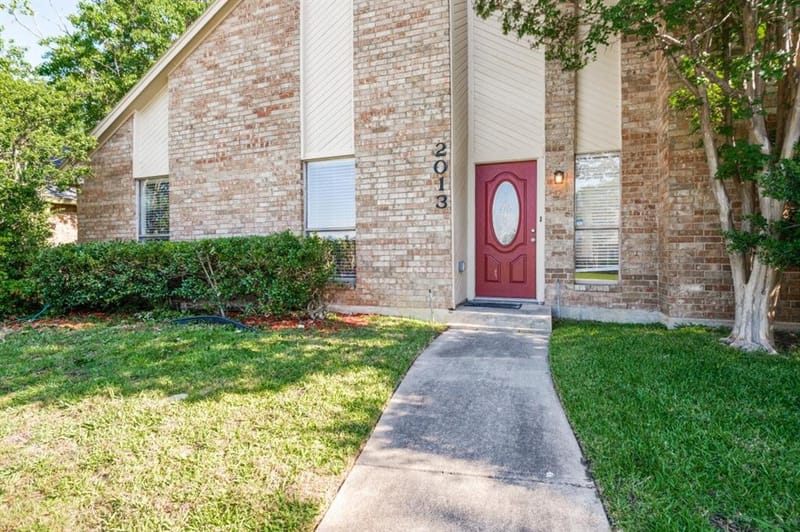 2013 Arles Lane, Carrollton TX 75007 - Photo 2