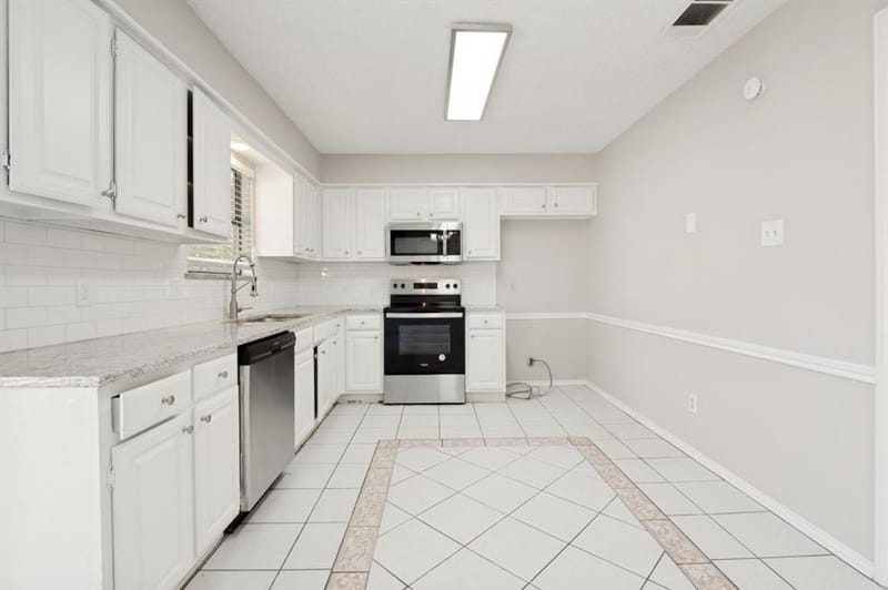 2013 Arles Lane, Carrollton TX 75007 - Photo 7