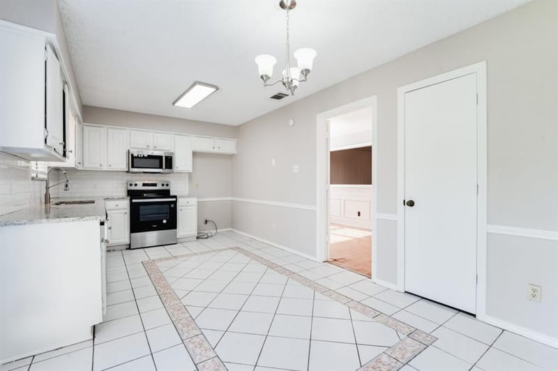 2013 Arles Lane, Carrollton TX 75007 - Photo 11