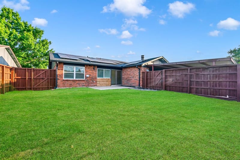 2211 Red Bluff Drive, Carrollton TX 75007 - Photo 28