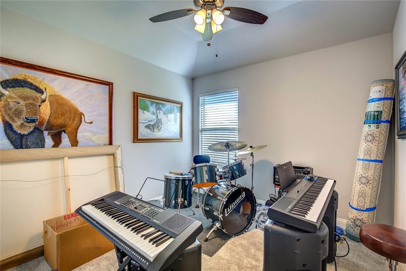 6405 Graceland Drive, Greenville TX 75402 - Photo 19