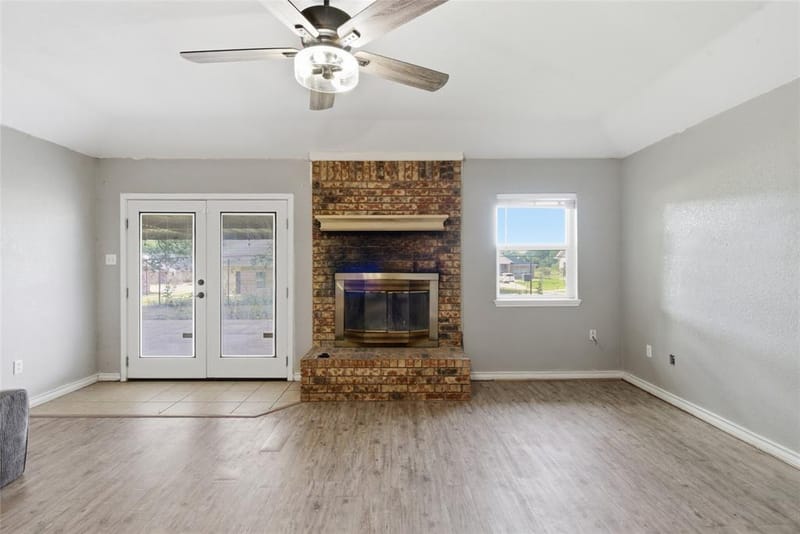 119 Blue Jay Street, Stephenville TX 76401 - Photo 13