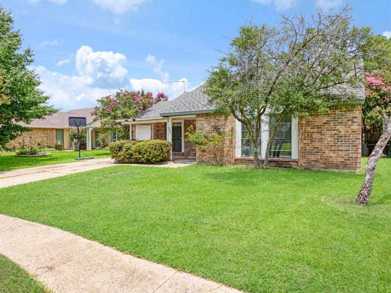 524 Carl C Senter Street, Forney TX 75126 - Photo 3