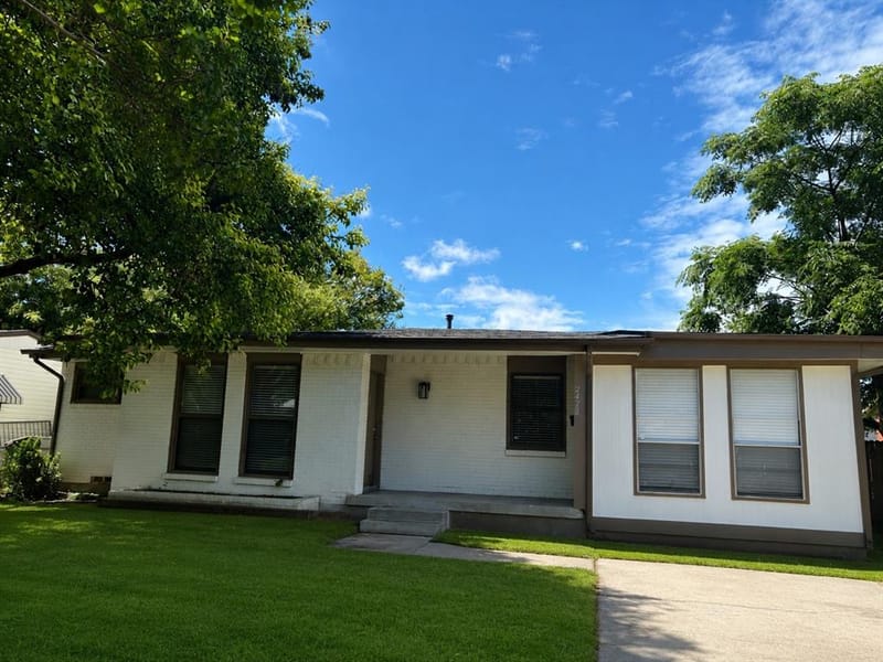 2428 Klondike Drive, Dallas TX 75228