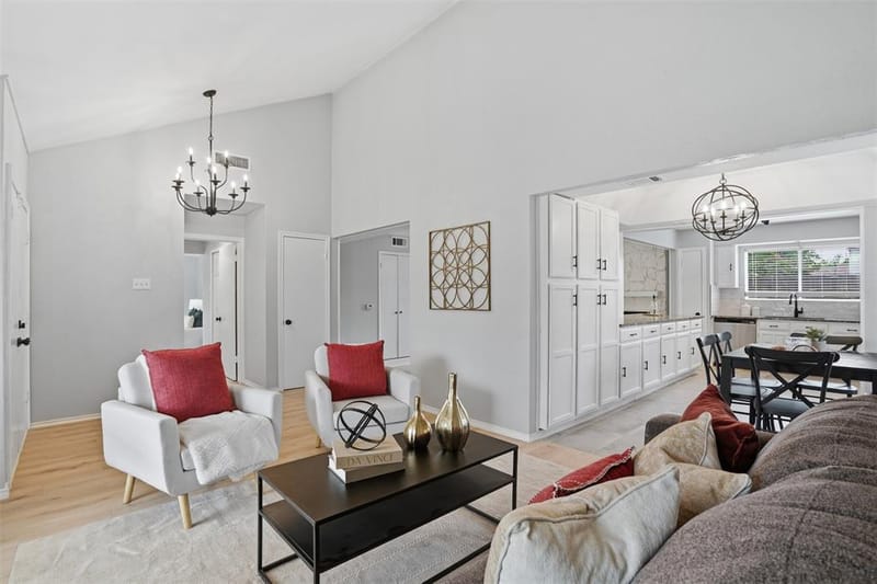 5017 Roundtable Lane, Garland TX 75044