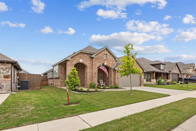 1084 Imperial Eagle Road, Alvarado TX 76009 - Photo 3