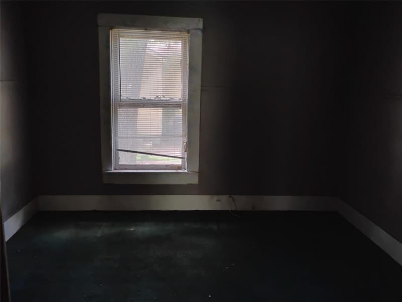 624 W Morton Street, Denison TX 75020 - Photo 8