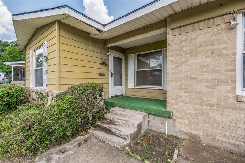 1112 E Ann Arbor Avenue, Dallas TX 75216 - Photo 3