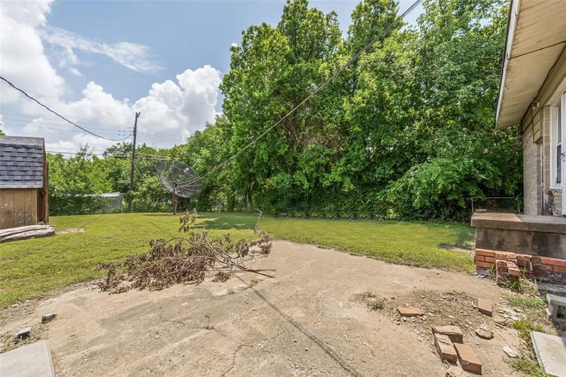 1112 E Ann Arbor Avenue, Dallas TX 75216 - Photo 25