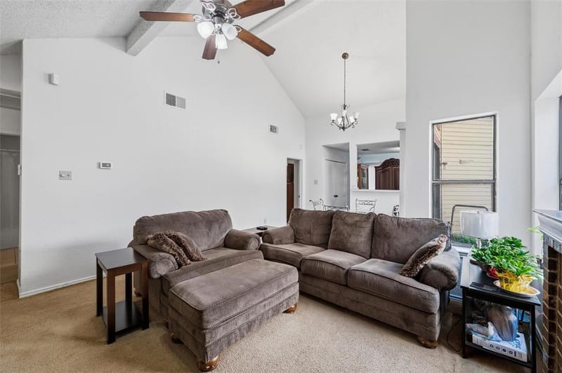 10464 Woodleaf Drive, Dallas TX 75227 - Photo 5