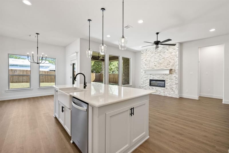 902 Boston Lane, River Oaks TX 76114 - Photo 22
