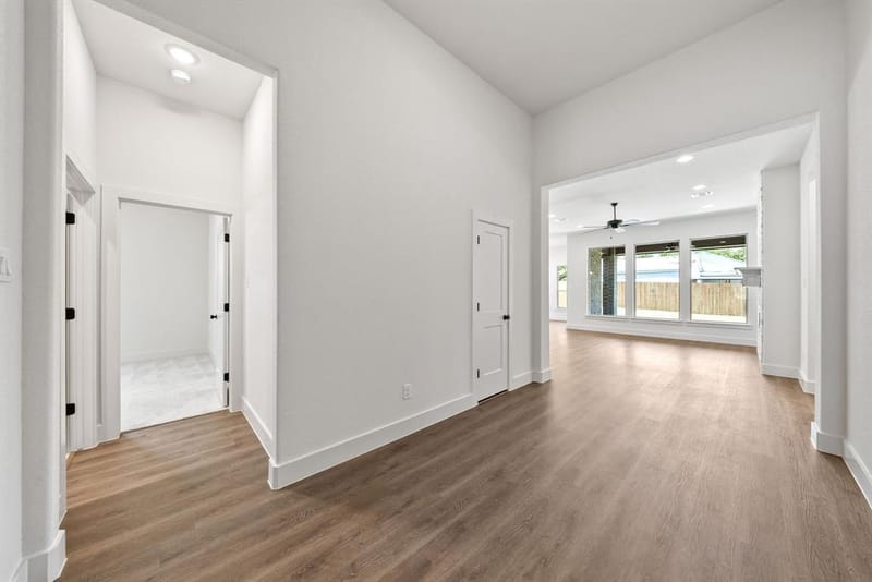 902 Boston Lane, River Oaks TX 76114 - Photo 9