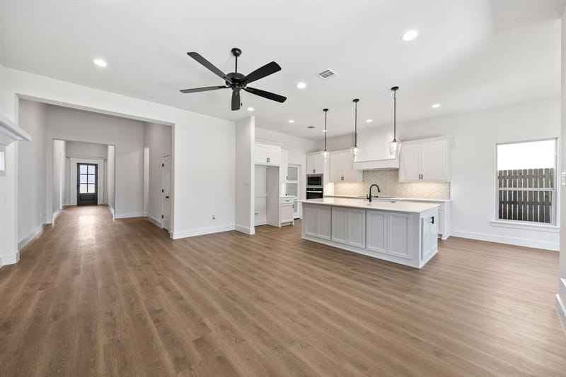 902 Boston Lane, River Oaks TX 76114 - Photo 18