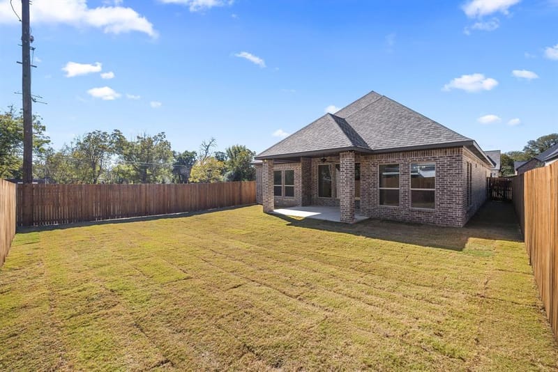 902 Boston Lane, River Oaks TX 76114 - Photo 37