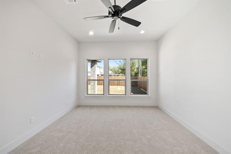 902 Boston Lane, River Oaks TX 76114 - Photo 29