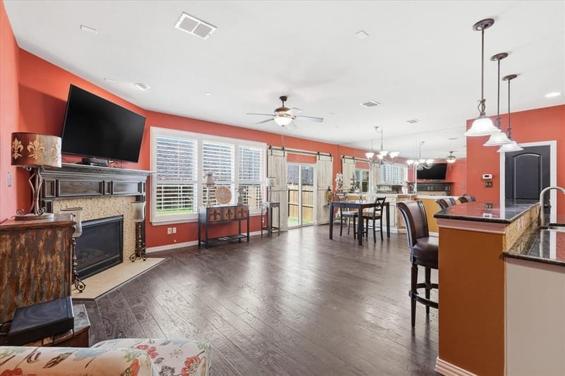 399 Dublin Street, Lewisville TX 75067 - Photo 6