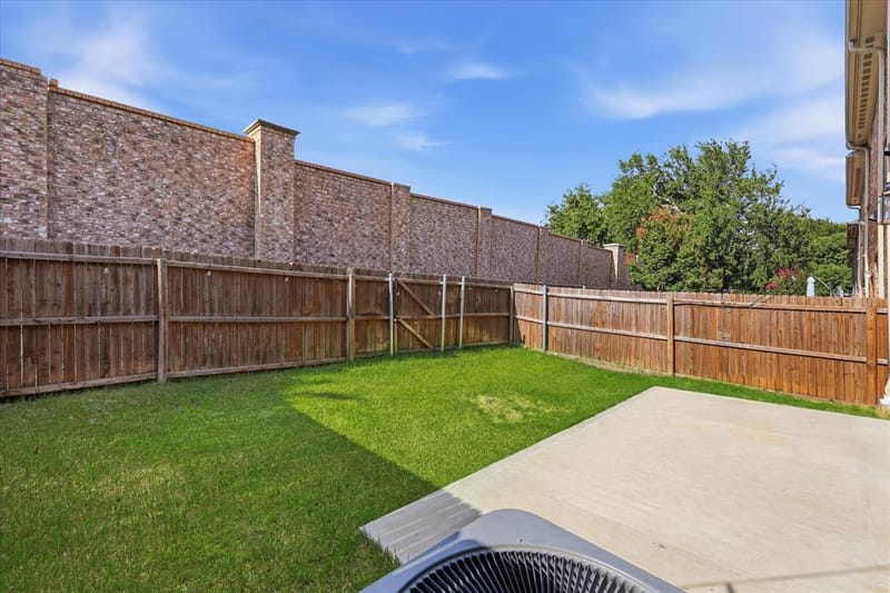 399 Dublin Street, Lewisville TX 75067 - Photo 32