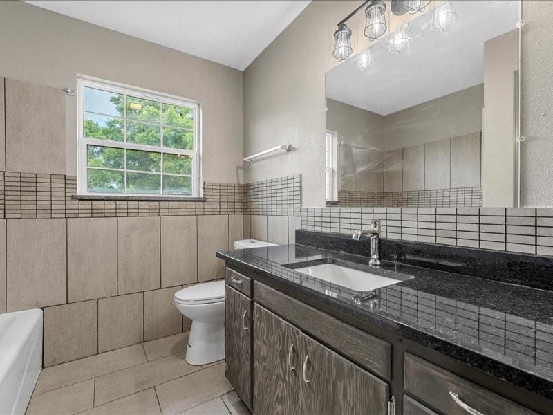3336 Kendall Lane, Waco TX 76705 - Photo 12