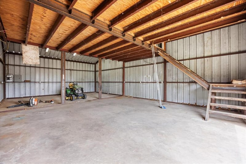 1704 Texas Drive, Glen Rose TX 76043 - Photo 32