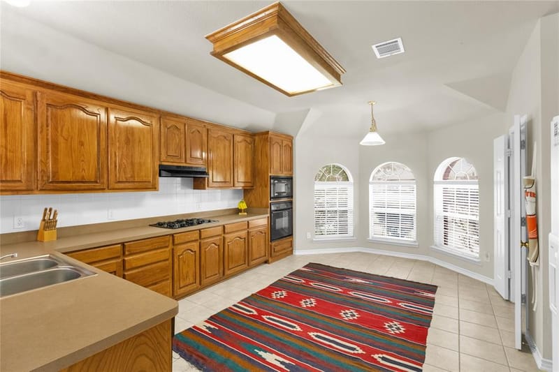 15827 Appaloosa Drive, Frisco TX 75035 - Photo 11