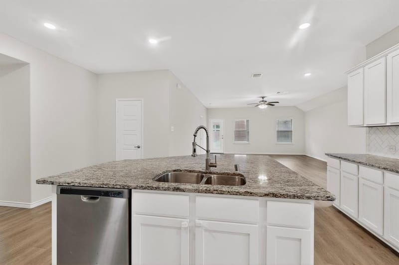 430 Forestridge Drive, Fate TX 75087 - Photo 16