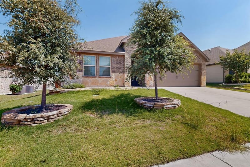 430 Forestridge Drive, Fate TX 75087 - Photo 3