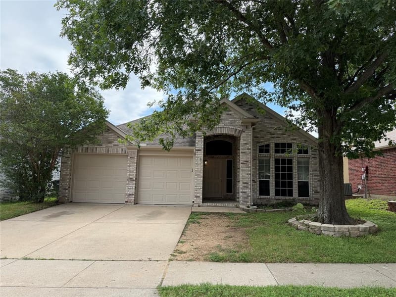 6824 Amberdale Drive, Fort Worth TX 76137 - Photo 2