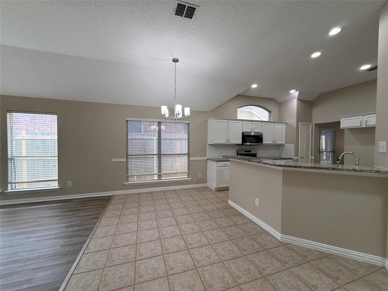 6824 Amberdale Drive, Fort Worth TX 76137 - Photo 15