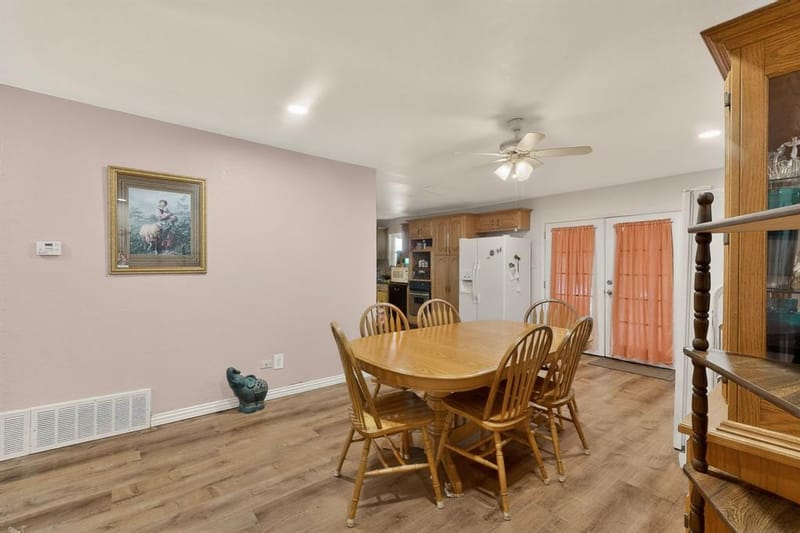 12207 Queen Drive, Balch Springs TX 75180 - Photo 11