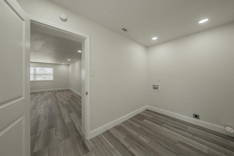 828 Glenda Drive, Bedford TX 76022 - Photo 37