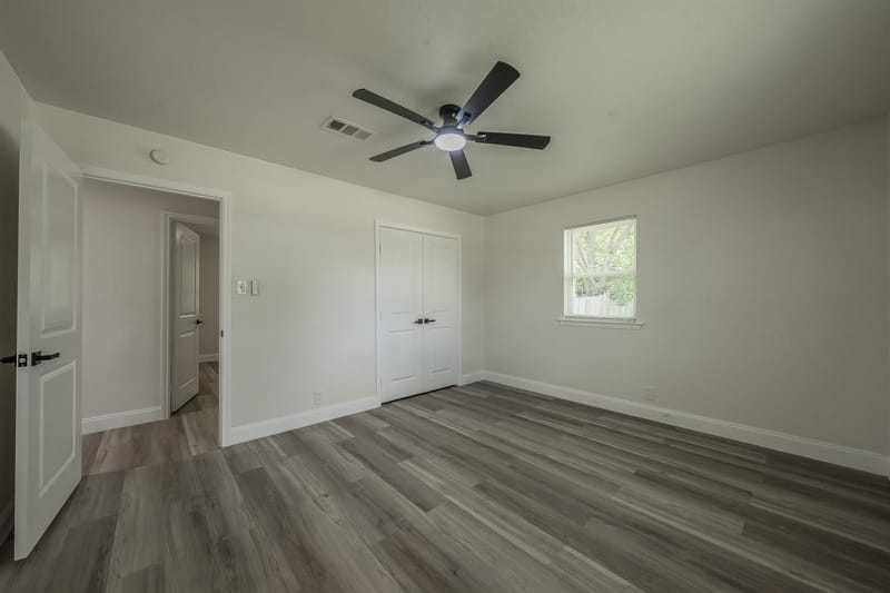 828 Glenda Drive, Bedford TX 76022 - Photo 31