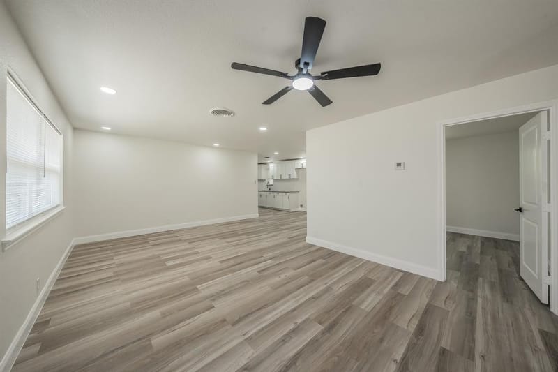 828 Glenda Drive, Bedford TX 76022 - Photo 4