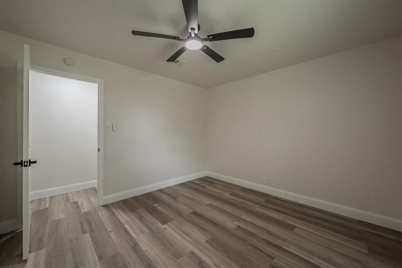 828 Glenda Drive, Bedford TX 76022 - Photo 25