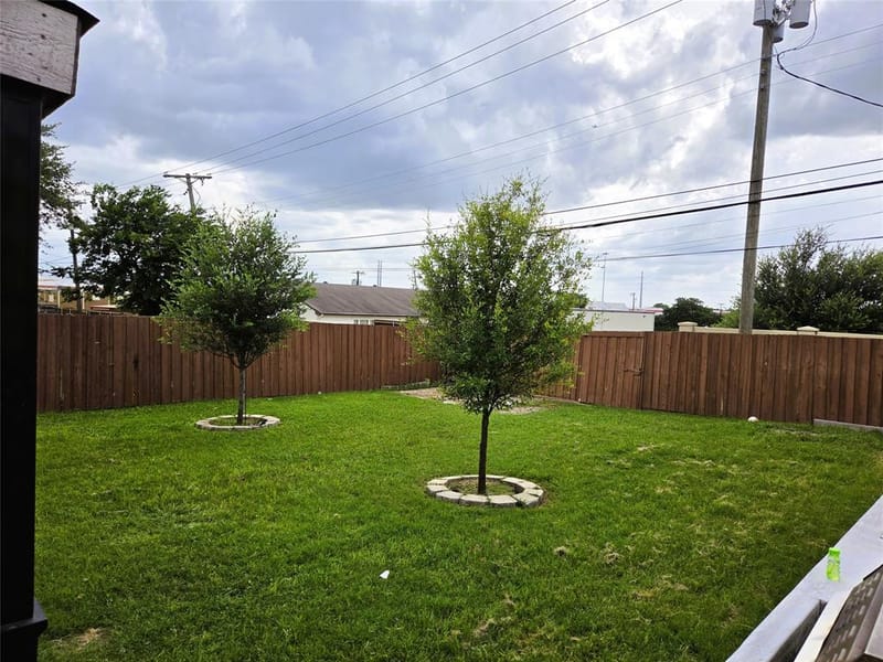 13973 Bee Street, Farmers Branch TX 75234 - Photo 23