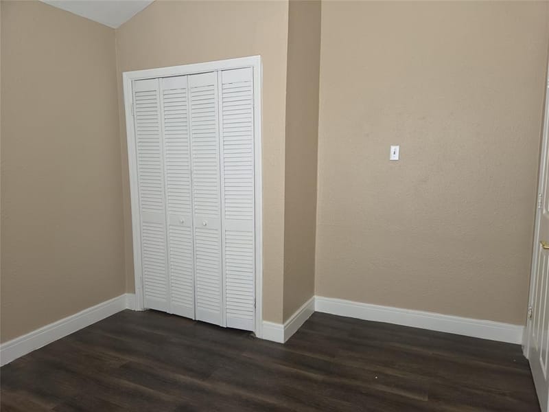 13973 Bee Street, Farmers Branch TX 75234 - Photo 18