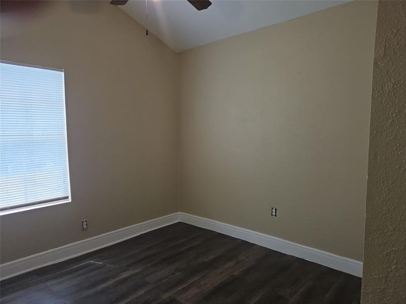 13973 Bee Street, Farmers Branch TX 75234 - Photo 19