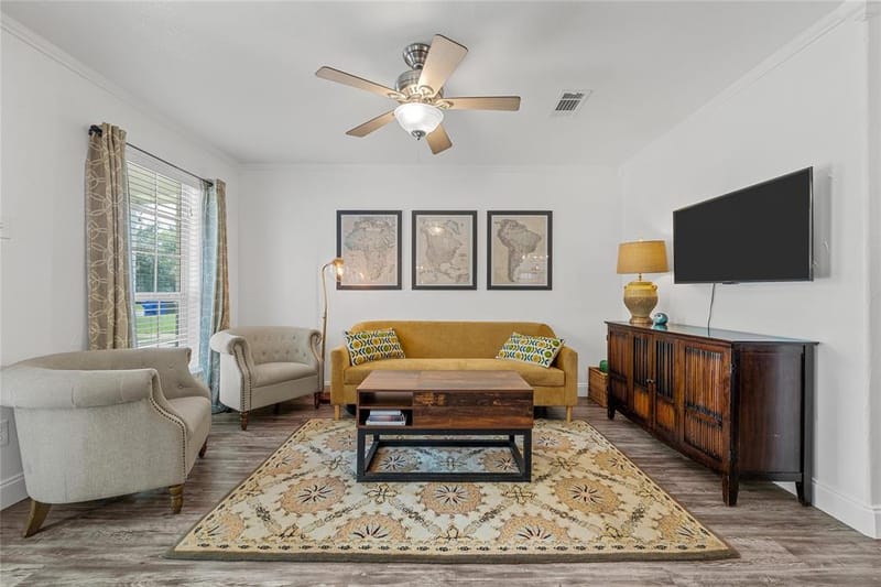 1231 Bagby Avenue, Waco TX 76706 - Photo 6