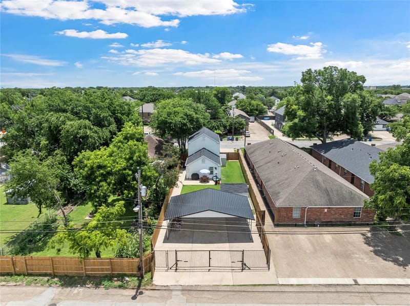 1231 Bagby Avenue, Waco TX 76706 - Photo 33