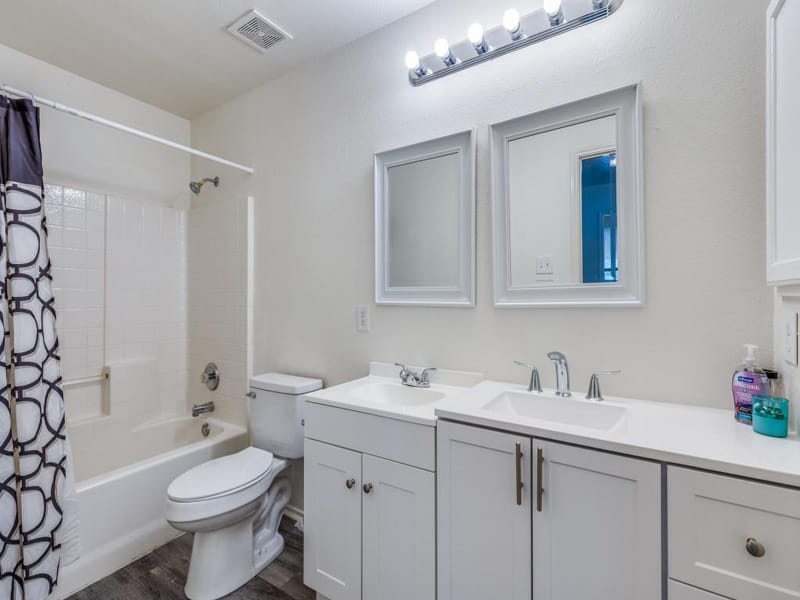 6701 Kinross Drive, Arlington TX 76002 - Photo 11