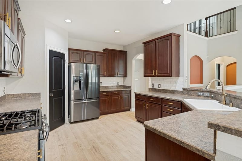 3809 Pitchstone Drive, McKinney TX 75070 - Photo 13